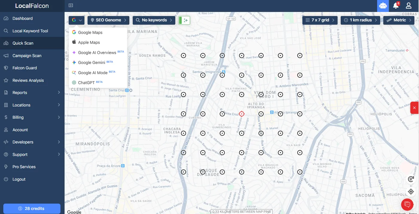 Seletor de plataforma da varredura na Local Falcon com Google Maps, Apple Maps e quatro opções em beta: Google AI Overviews, Google Gemini, Google AI Mode e ChatGPT